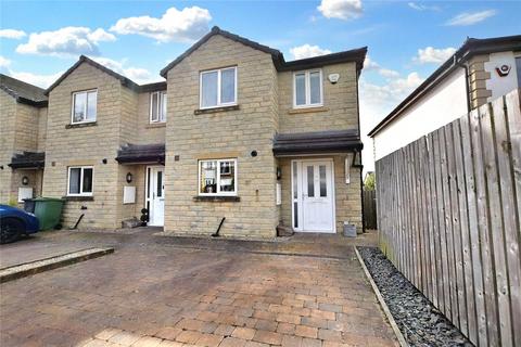 3 bedroom end of terrace house for sale, Teasel Bank, Pudsey, West Yorkshire