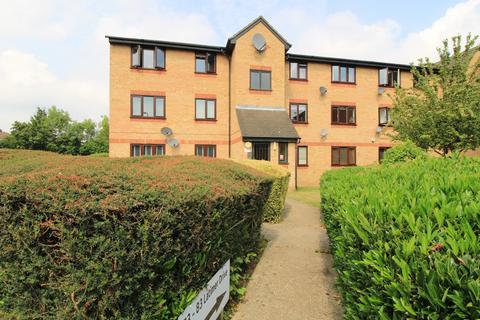 79 Latimer Drive, Hornchurch, RM12 6TN