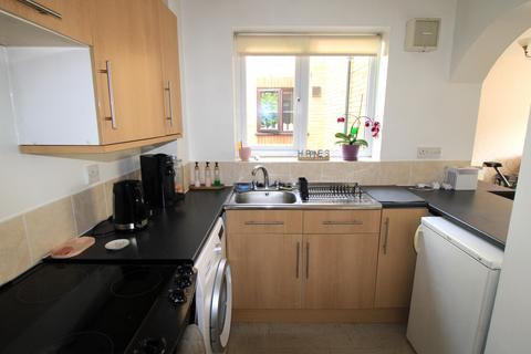 79 Latimer Drive, Hornchurch, RM12 6TN