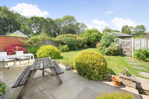 4 bedroom detached house for sale, Bell Lane, Leatherhead KT22