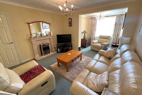 4 bedroom bungalow for sale, Green Drive, Cleveleys FY5