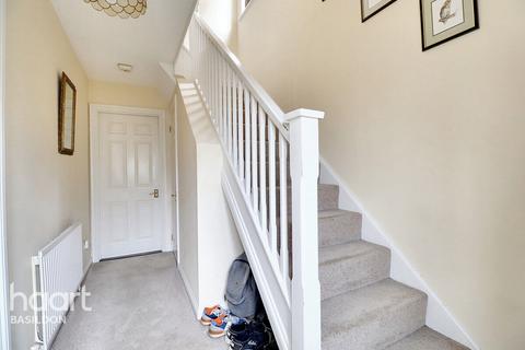 2 Bowfell Court, Langdon Hills, Basildon, SS16 6SU