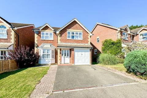 4 bedroom detached house for sale, Darwell Drive, Stone Cross, Pevensey, East Sussex, BN24