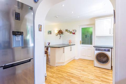 13 Beechwood Close, Sticklepath, Barnstaple, EX31 2EF