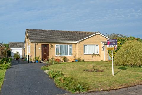 2 bedroom semi-detached bungalow for sale, Fleetwood Close, Corsham SN13