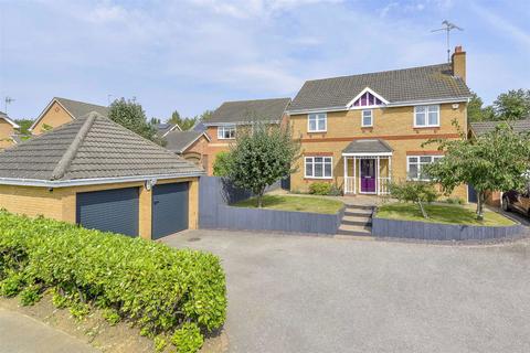 4 bedroom detached house for sale, Thurston Drive, Kettering NN15