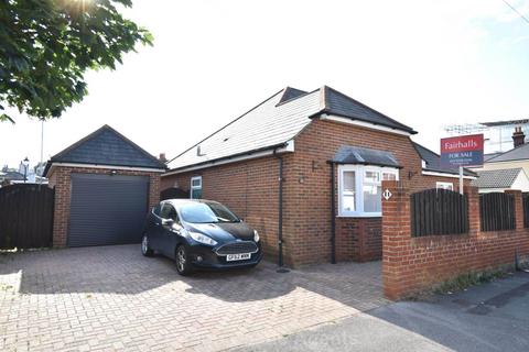 3 bedroom detached bungalow for sale, Parham Road, Gosport