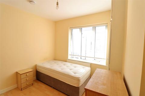 1 bedroom in a house share to rent, Church Lane, London NW9