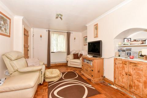 2 bedroom character property for sale, North Row, Uckfield, East Sussex