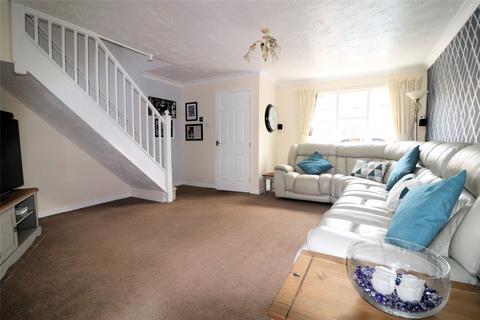 25 Lowry Close, Erith, DA8 1PN