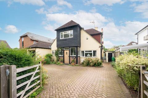 4 bedroom detached house for sale, Brighton Road, Redhill RH1