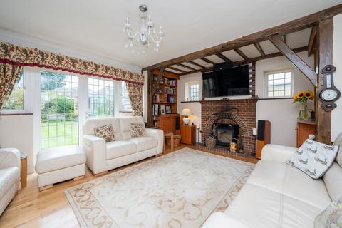 4 bedroom detached house for sale, Brighton Road, Redhill RH1