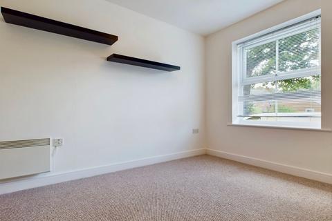 2 bedroom apartment for sale, Dickens Heath Road, Shirley, B90