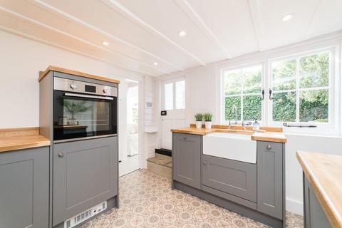 82 Borstal Hill, Whitstable, CT5 4NZ