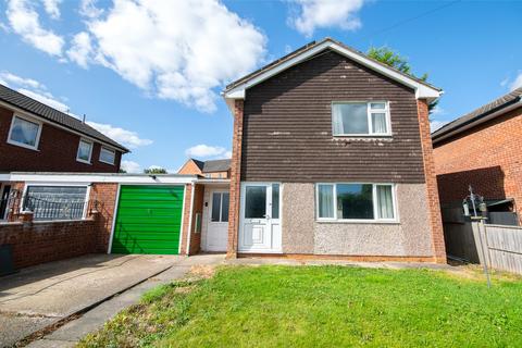 3 bedroom detached house to rent, Crew Lane Close, Southwell, Nottinghamshire, NG25