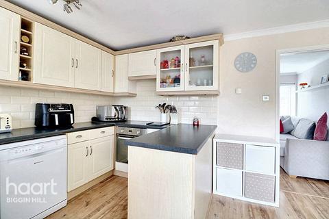 12 Wakely Close, Biggin Hill, Westerham, TN16 3RR