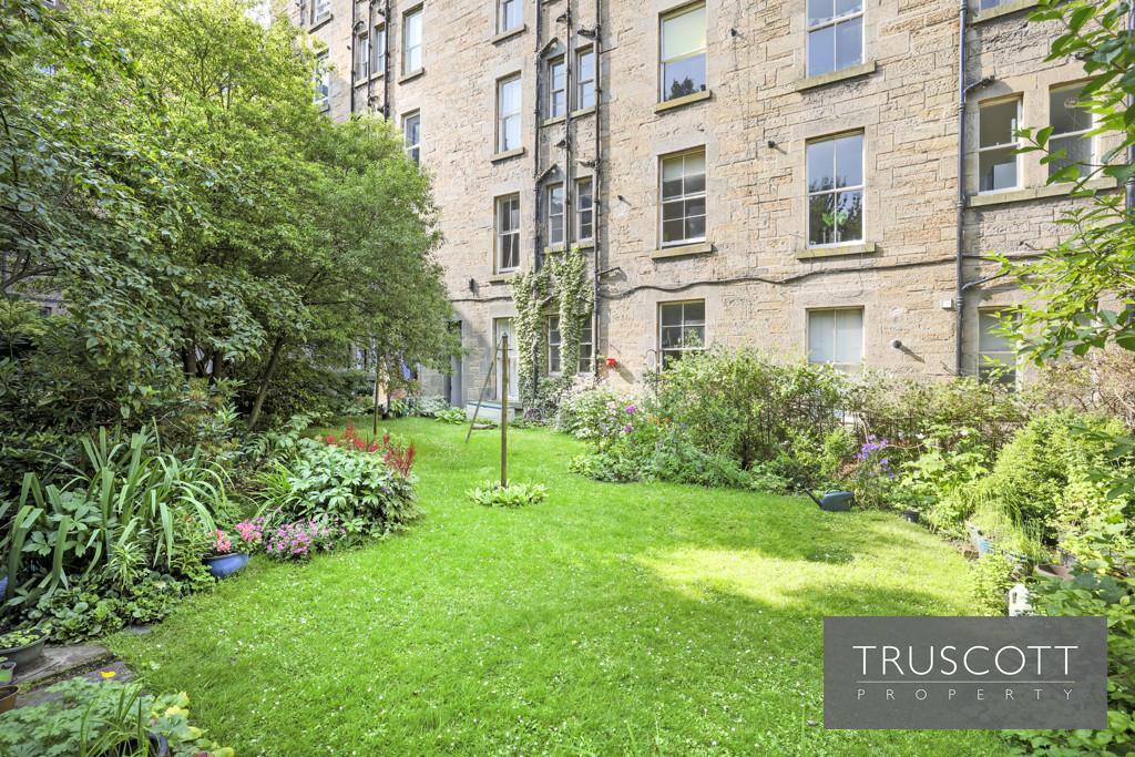 Communal Rear Garden