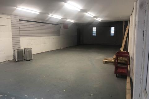 Warehouse to rent, Norwood Road, Southall