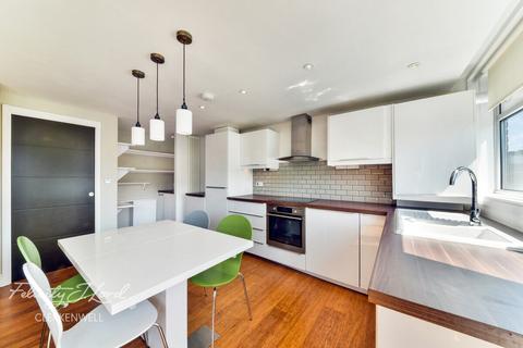 2 bedroom flat for sale, The Triangle, Cyrus Street, London, EC1