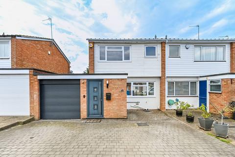 73 Testwood Road, Windsor, SL4 5RR