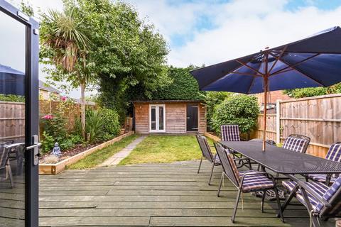 73 Testwood Road, Windsor, SL4 5RR