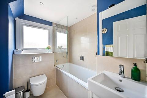 73 Testwood Road, Windsor, SL4 5RR