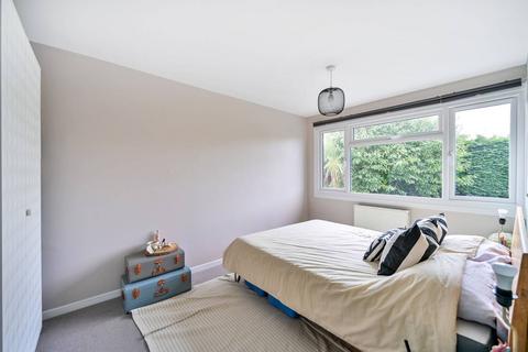 73 Testwood Road, Windsor, SL4 5RR