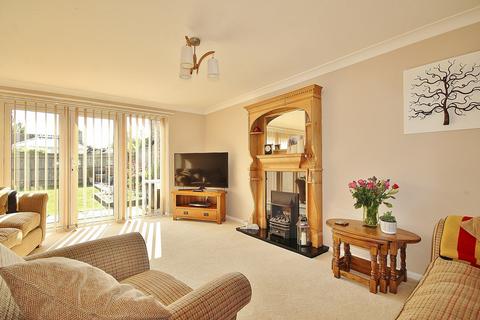 79 Early Road, Witney, OX28 1ET