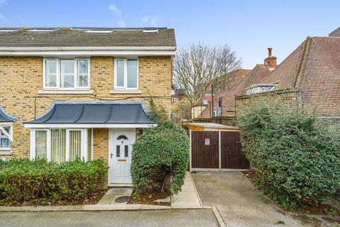 4 bedroom semi-detached house for sale, Staffordshire Street, Peckham