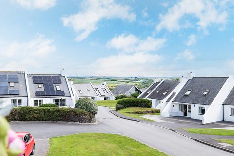 Perros, 23 Francis Lane, Trebetherick, Wadebridge, PL27 6TS