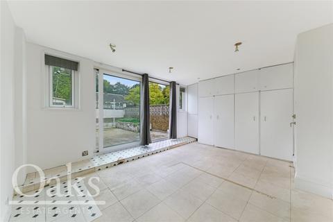 3 bedroom apartment for sale, Gaywood Close, Tulse Hill