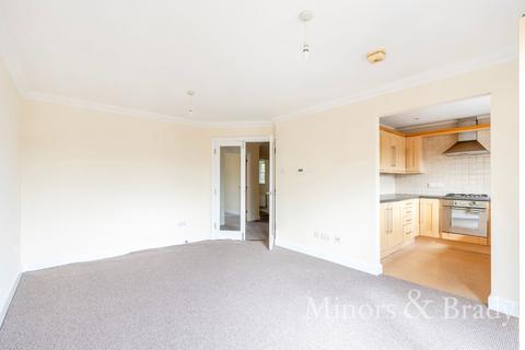 2 bedroom flat to rent, Lower Clarence Road, Regency Court Lower Clarence Road, NR1