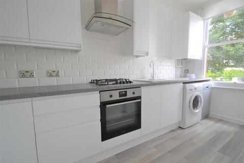 2 bedroom flat to rent, Hartington Villas, Hove, East Sussex, BN3