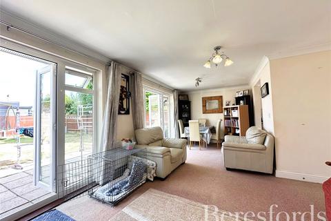 5 Tindall Mews, Hornchurch, RM12 4WW