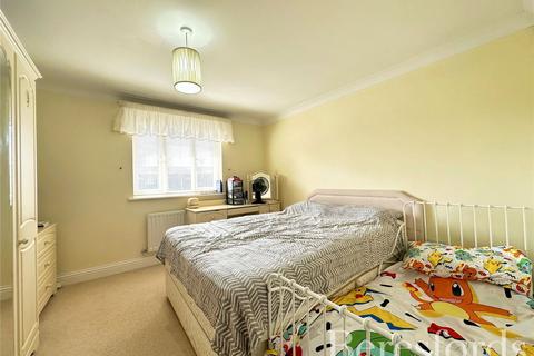 5 Tindall Mews, Hornchurch, RM12 4WW