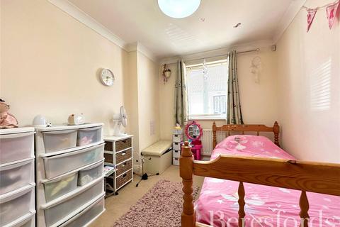 5 Tindall Mews, Hornchurch, RM12 4WW