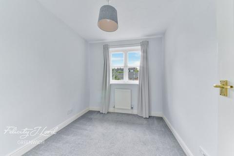 134 Basevi Way, London, SE8 3JT