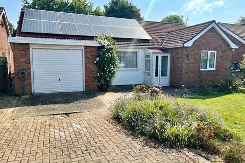 3 bedroom detached bungalow for sale, Baxter Close, Hingham