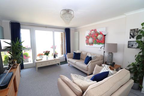 2 bedroom apartment for sale, Sutton Place, Bexhill-on-Sea, TN40