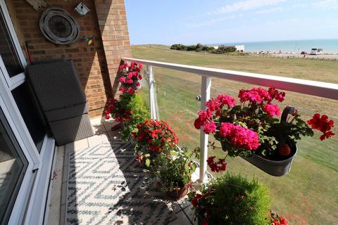 2 bedroom apartment for sale, Sutton Place, Bexhill-on-Sea, TN40