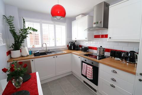 2 bedroom apartment for sale, Sutton Place, Bexhill-on-Sea, TN40