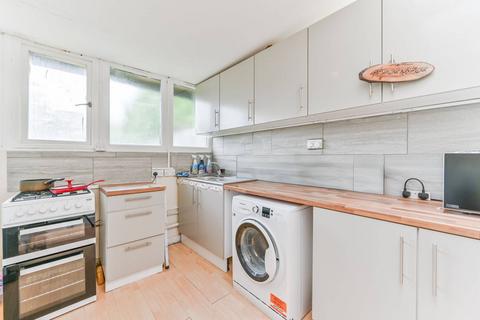 3 bedroom end of terrace house for sale, Hamilton Road, Thornton Heath, CR7