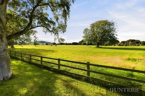 6 bedroom detached house for sale, Hackness Road, Scalby, Scarborough