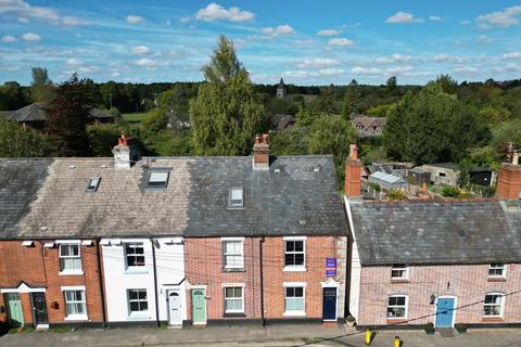 2 bedroom end of terrace house for sale, Station Road, Overton RG25