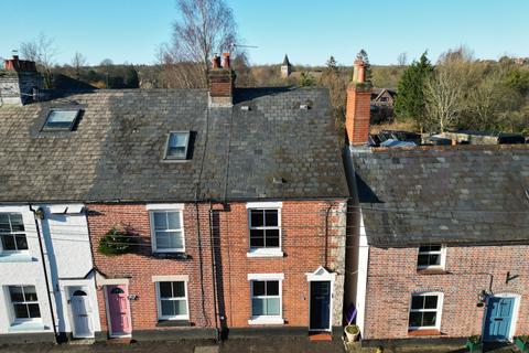 2 bedroom end of terrace house for sale, Station Road, Overton RG25