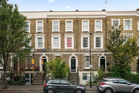 3 bedroom flat to rent, Carter Street, Kennington, London, SE17