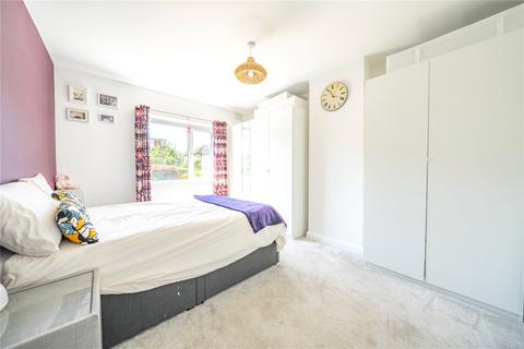 11 Buckstone Road, Leeds, LS17 5HT