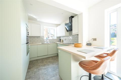 11 Buckstone Road, Leeds, LS17 5HT