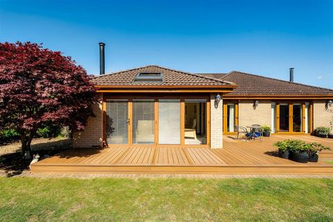 3 bedroom bungalow for sale, Roangate, 9A Union Road, Broxburn