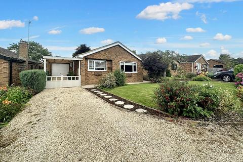 3 bedroom detached bungalow for sale, Sutton Close, Aston-Le-Walls, NN11 6UJ